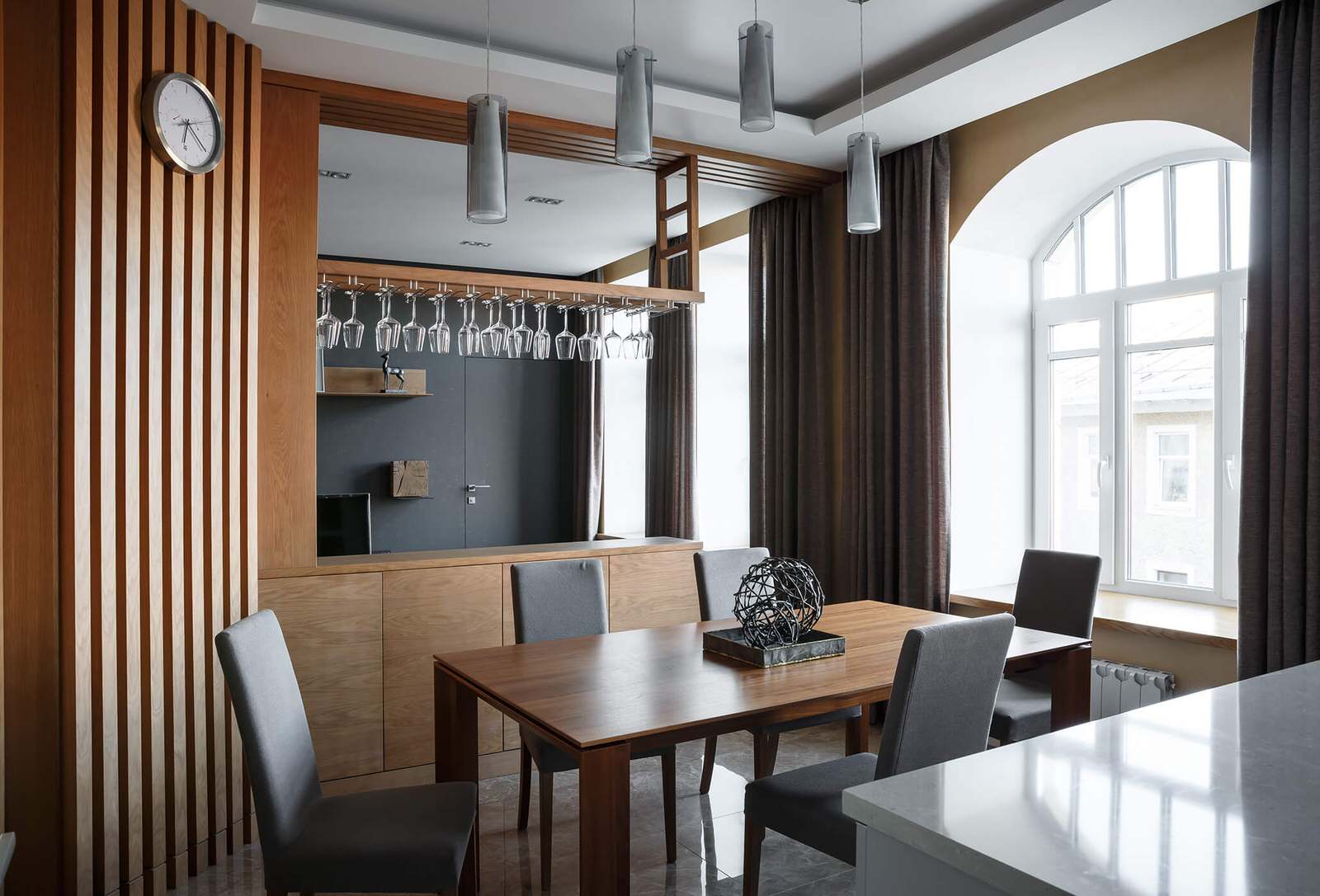 Реализованная квартира на Петроградской — 129 кв. метров.