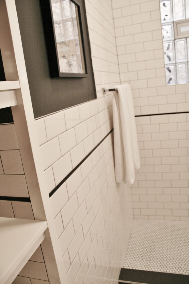 Example of a small transitional 3/4 white tile and subway tile cement tile floor home design design in Chicago with furniture-like cabinets, a one-piece toilet, beige walls and a pedestal sink