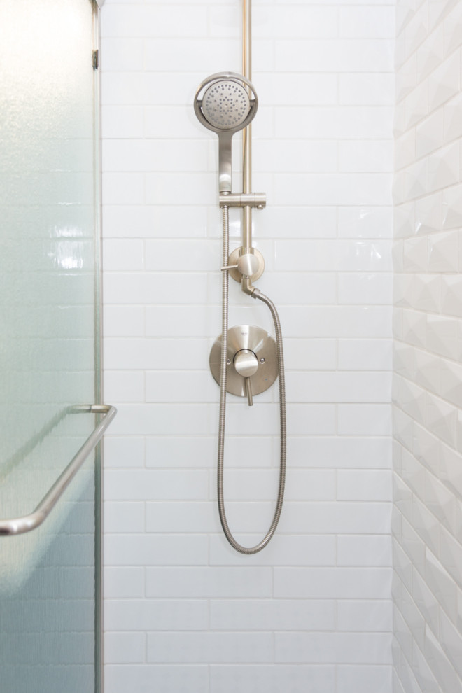 Bathroom - transitional bathroom idea