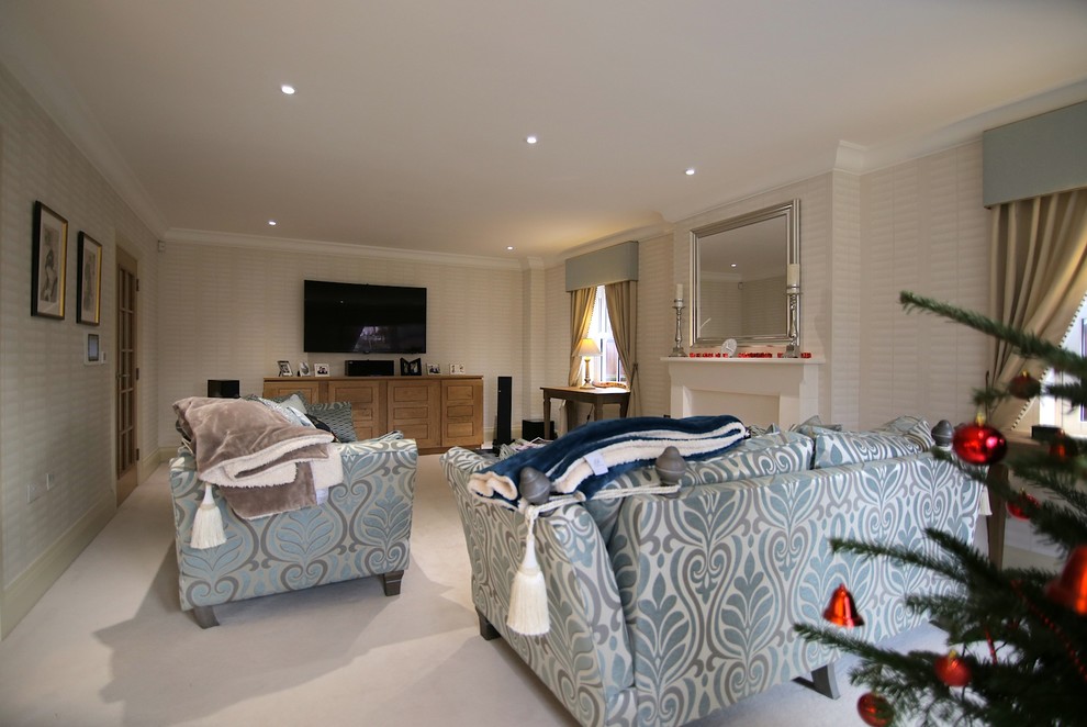 This is an example of a classic living room in Hertfordshire.
