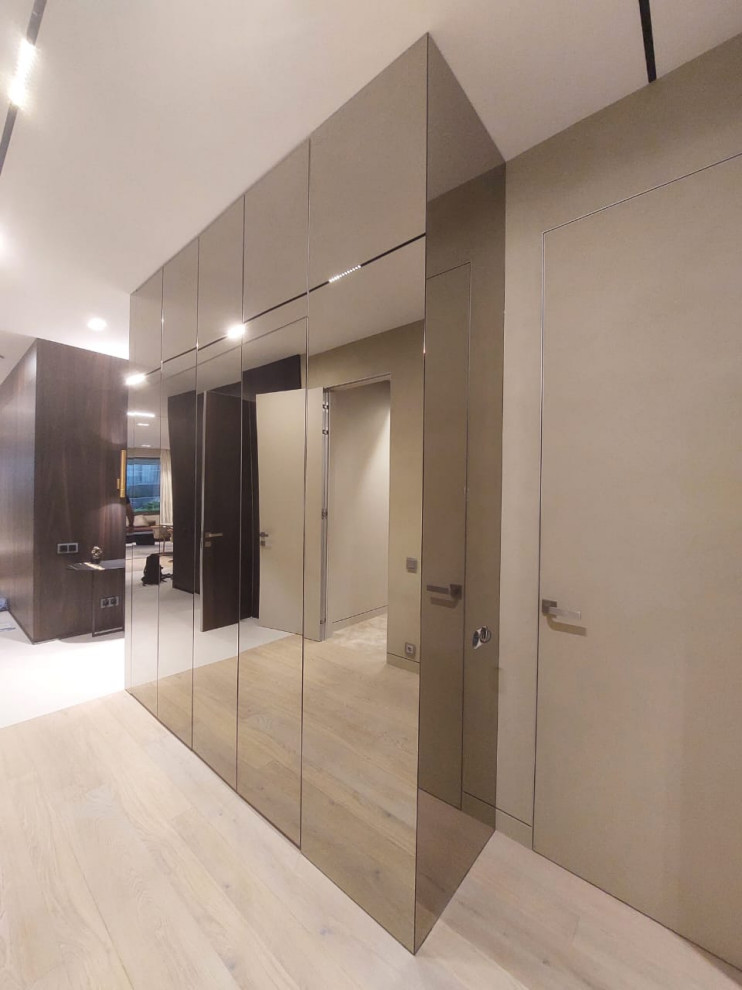 Зеркальное панно