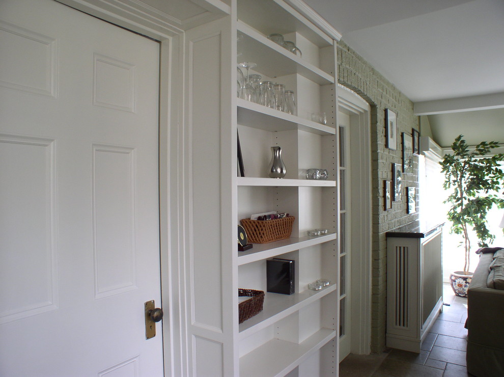 Inspiration for a transitional kitchen remodel in Toronto