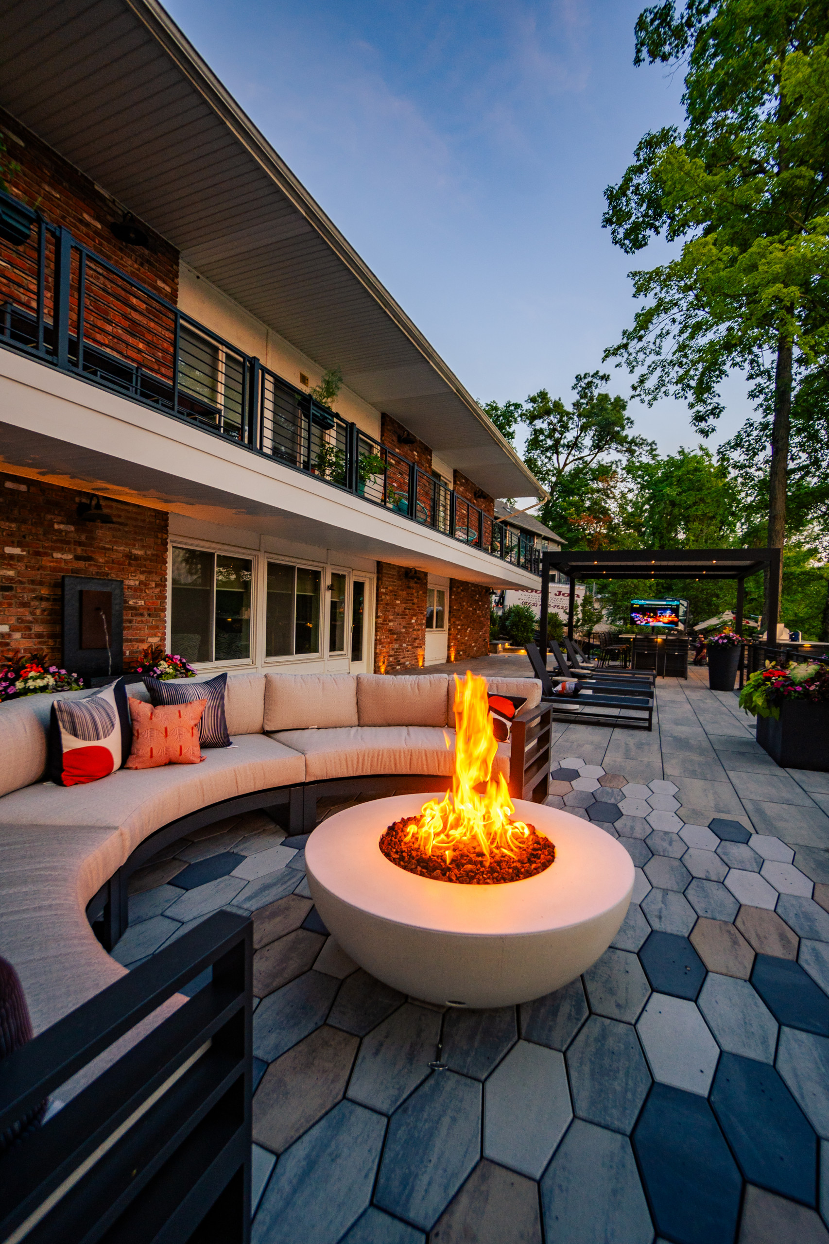 RAISED PATIO, OUTDOOR KITCHEN IN WAYNE NJ
