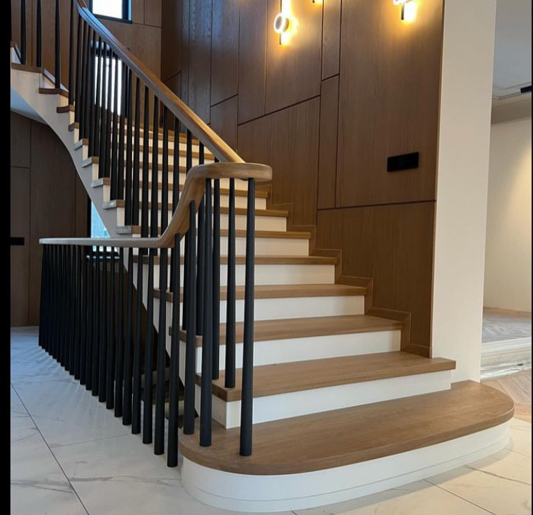 лестница по бетону