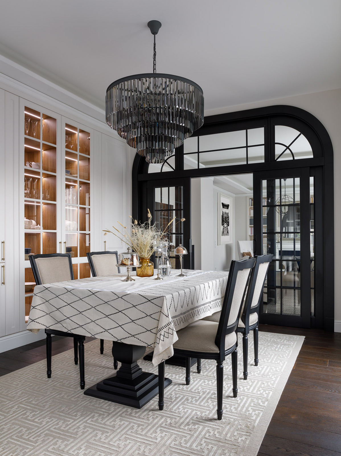 Реализованный проект квартиры 240м², ЖК Смольный проспект