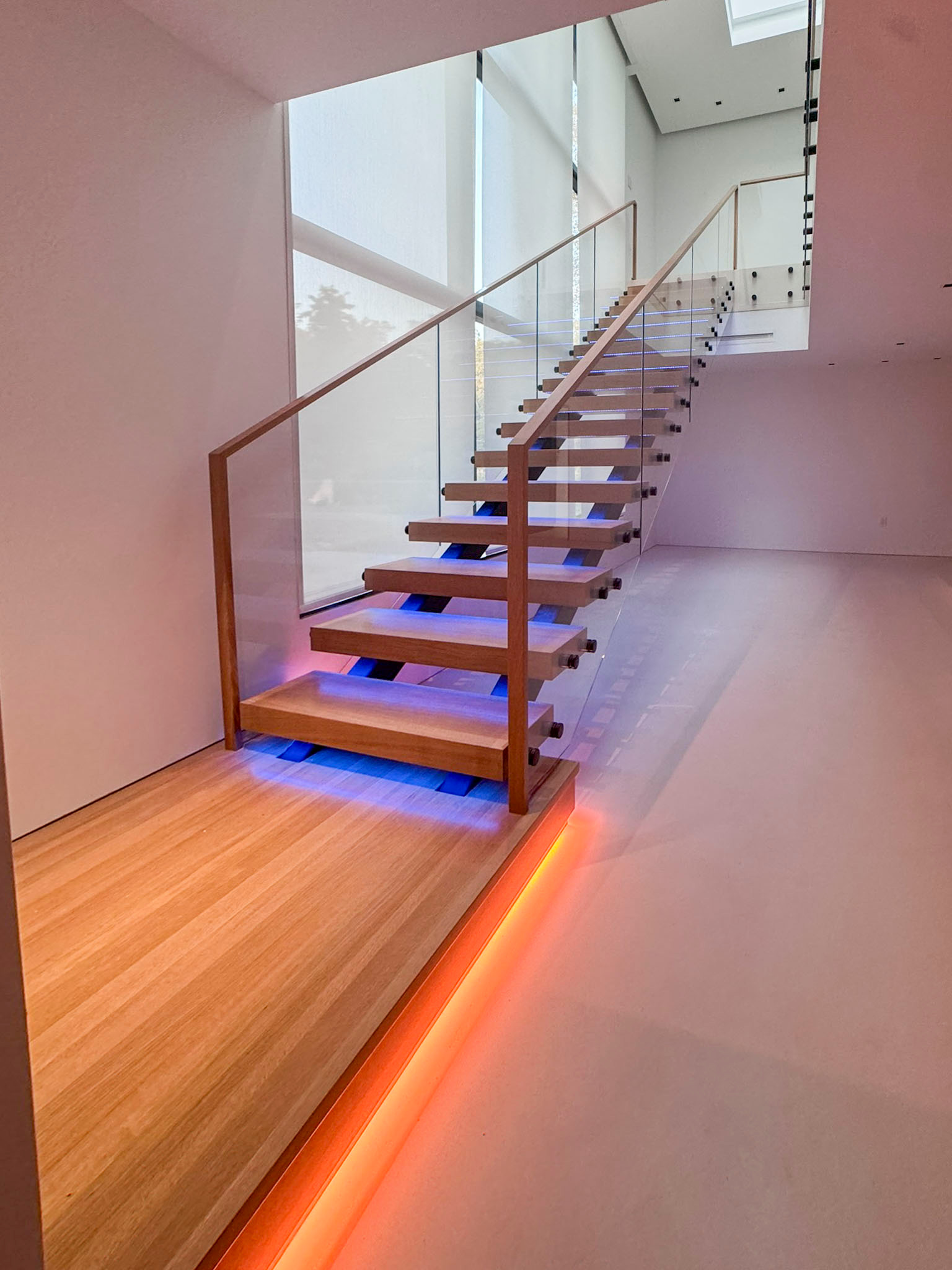 126_Visually Open and Light Contemporary Staircase, Mclean, VA 22102