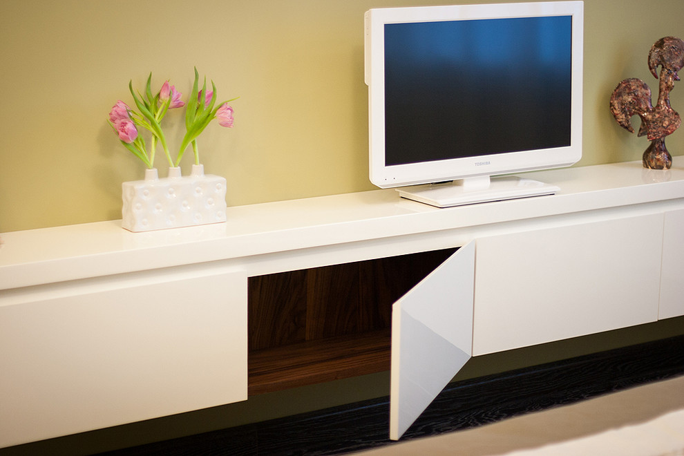 Apartment with cocks