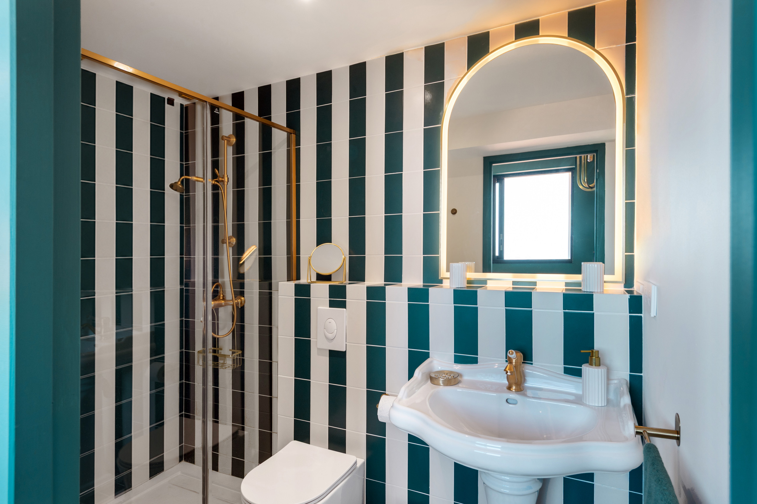 salle d'eau vintage Sanary DDCA