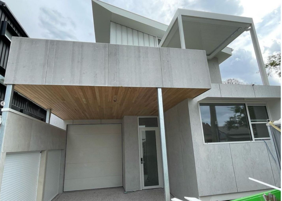 Small modern exterior in Newcastle - Maitland.