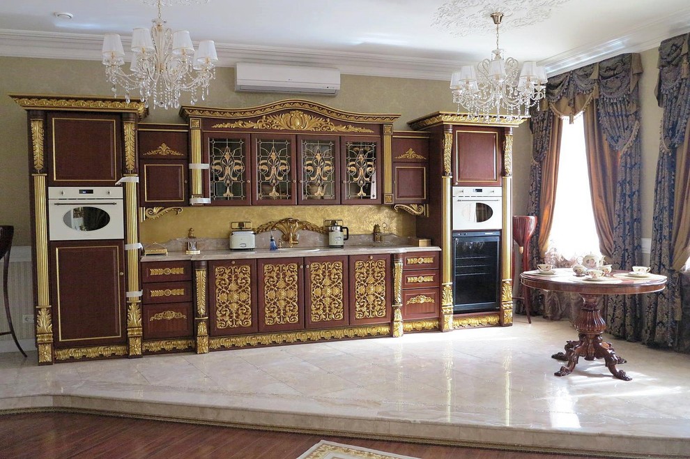 Буфет в Дворцовом стиле