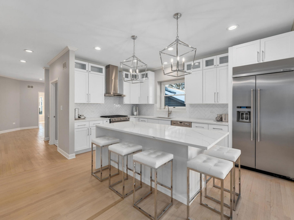 Kitchen - transitional kitchen idea