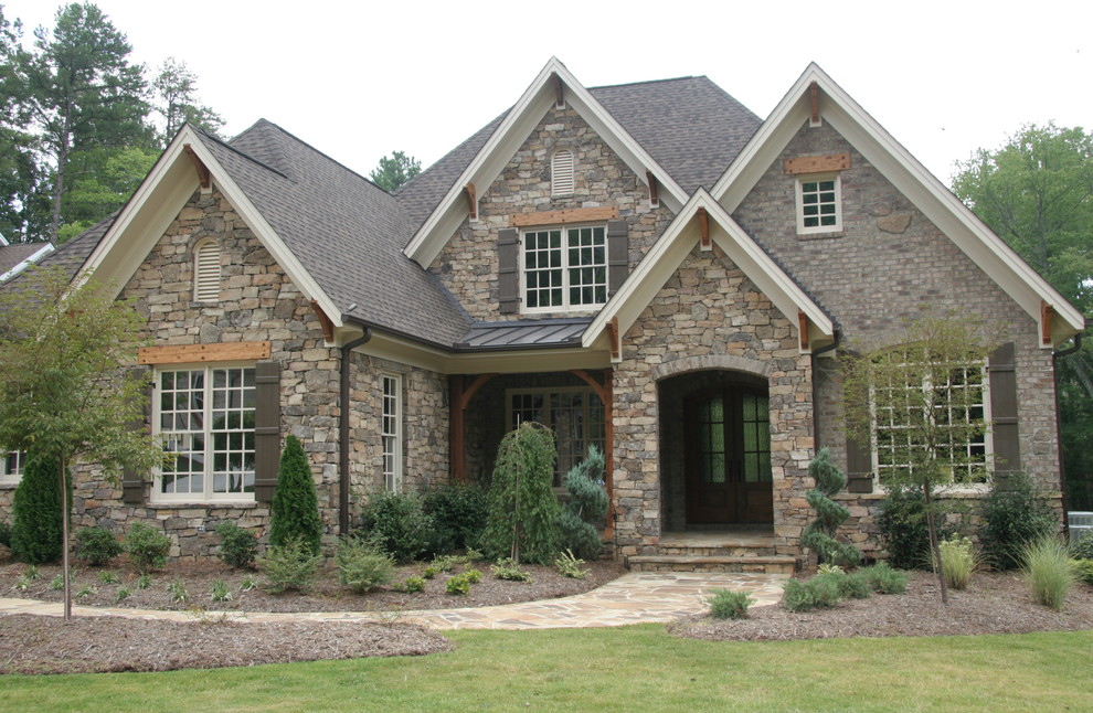 Inspiration for a rustic home design remodel in Raleigh