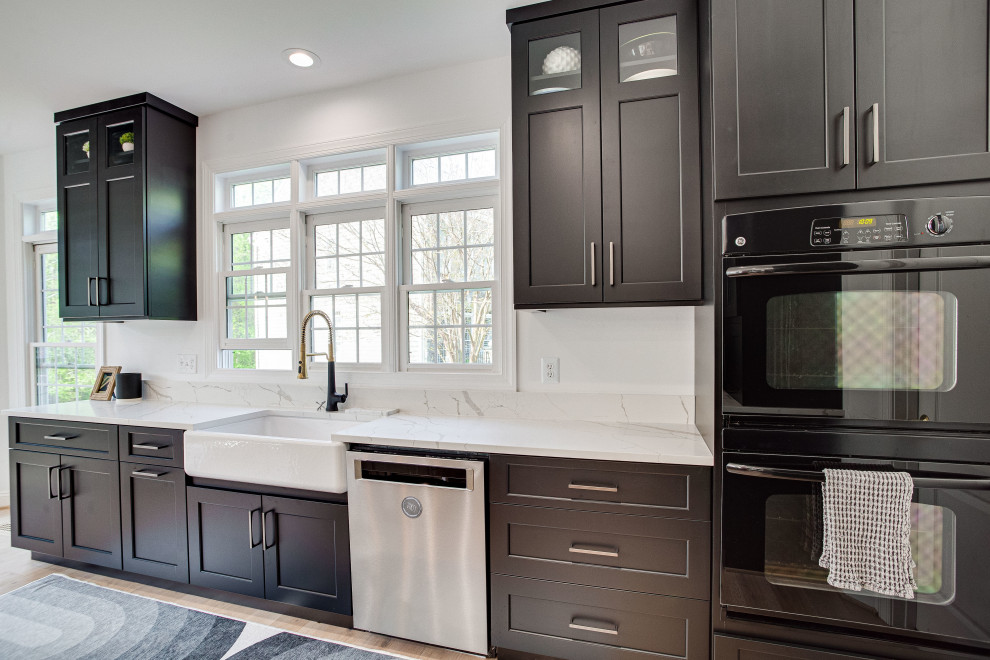 Transitional home design photo in DC Metro