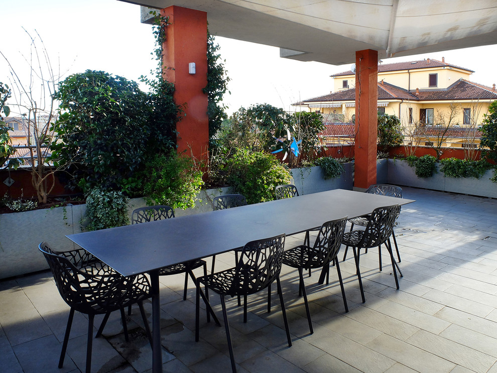 TERRAZZA CON VELA