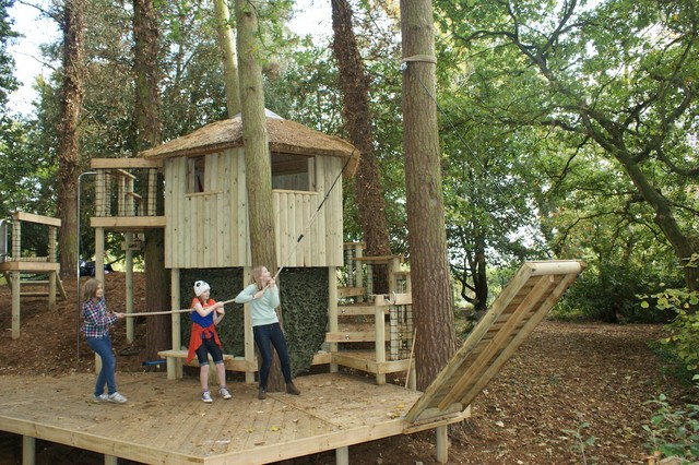 Treehouse Drawbridge - Traditional - Kids - London - by Treehouse Wizards