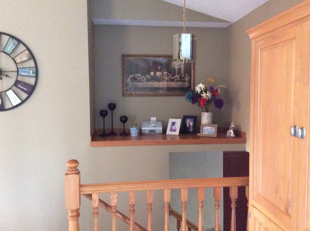 What to do with ledge near stairs...