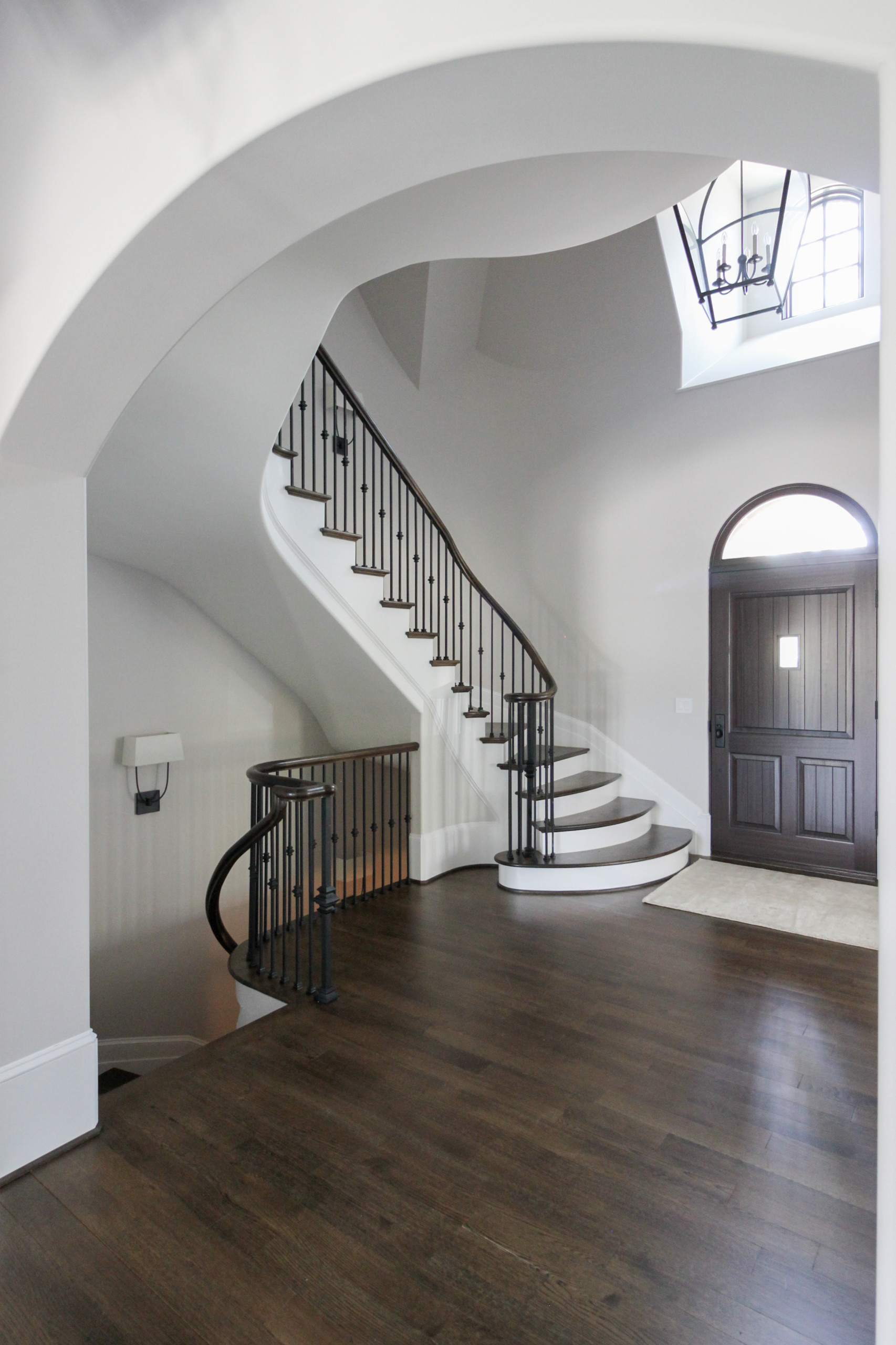 86_ Gorgeous Floating Curved Staircase, McLean VA 22066