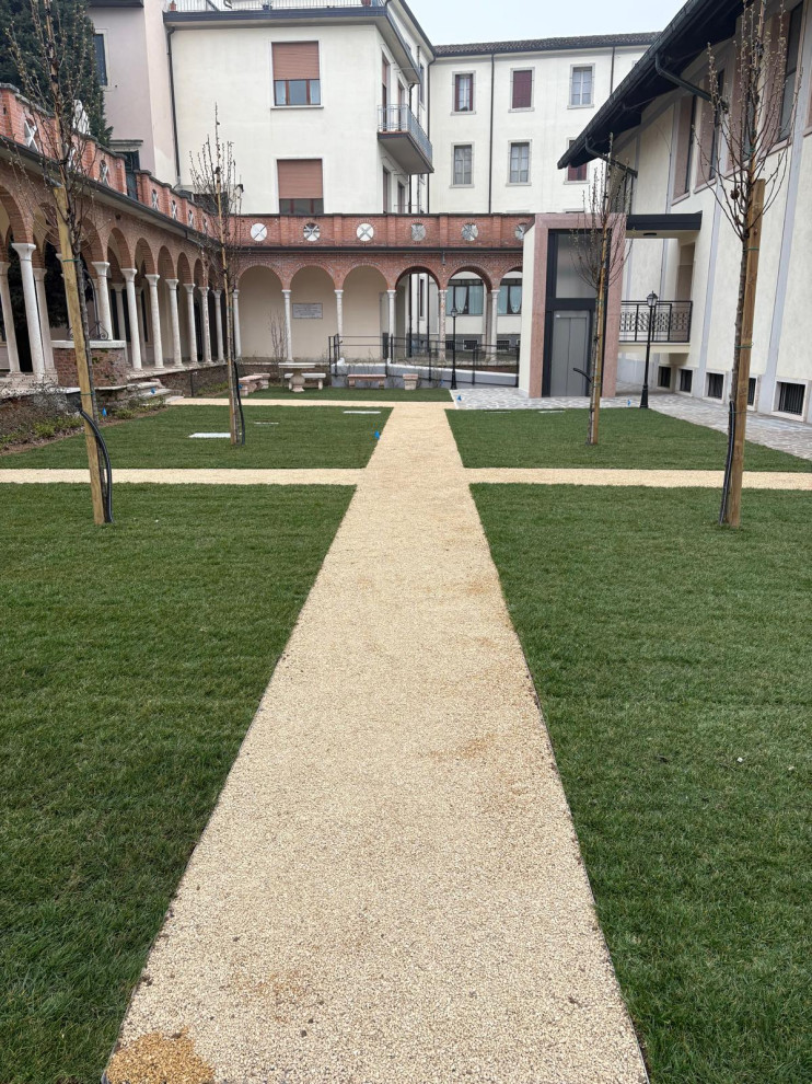 Riqualificazione giardino interno ad un istituto ecclesiastico