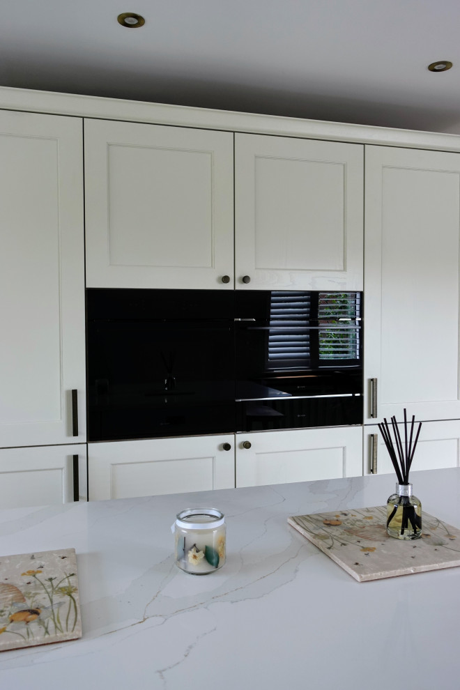 The Loughborough Kitchen - Tavira - RRP £51,000 - Luxe Price £40,000