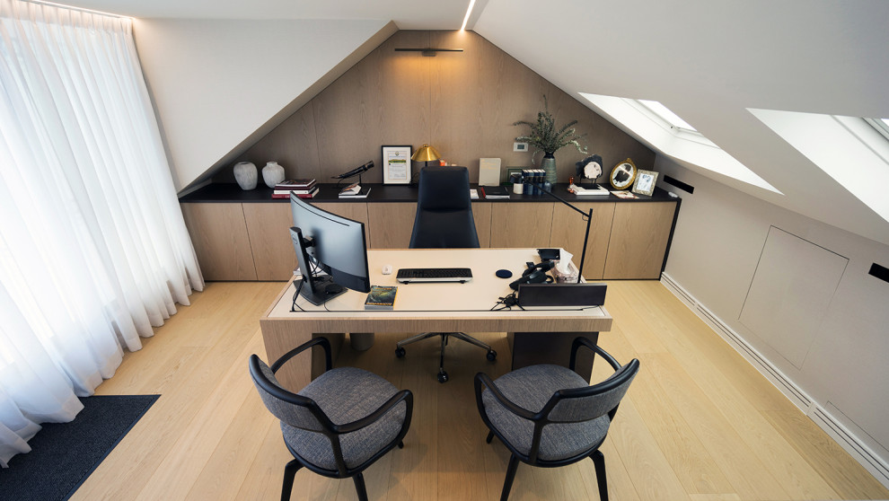 Design ideas for a contemporary home office in London.