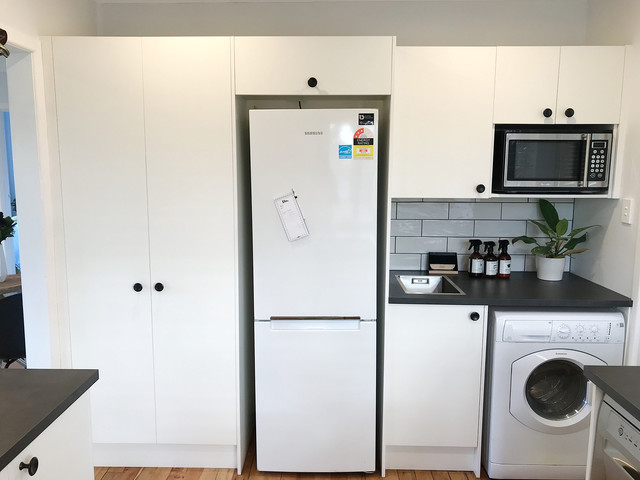 Serious style at an affordable price moderne-koekken