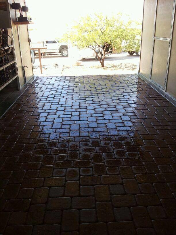 Photo of a rustic landscaping in Phoenix.