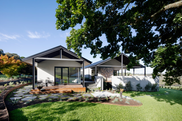 Post & Gable House trendy-hus-og-facade