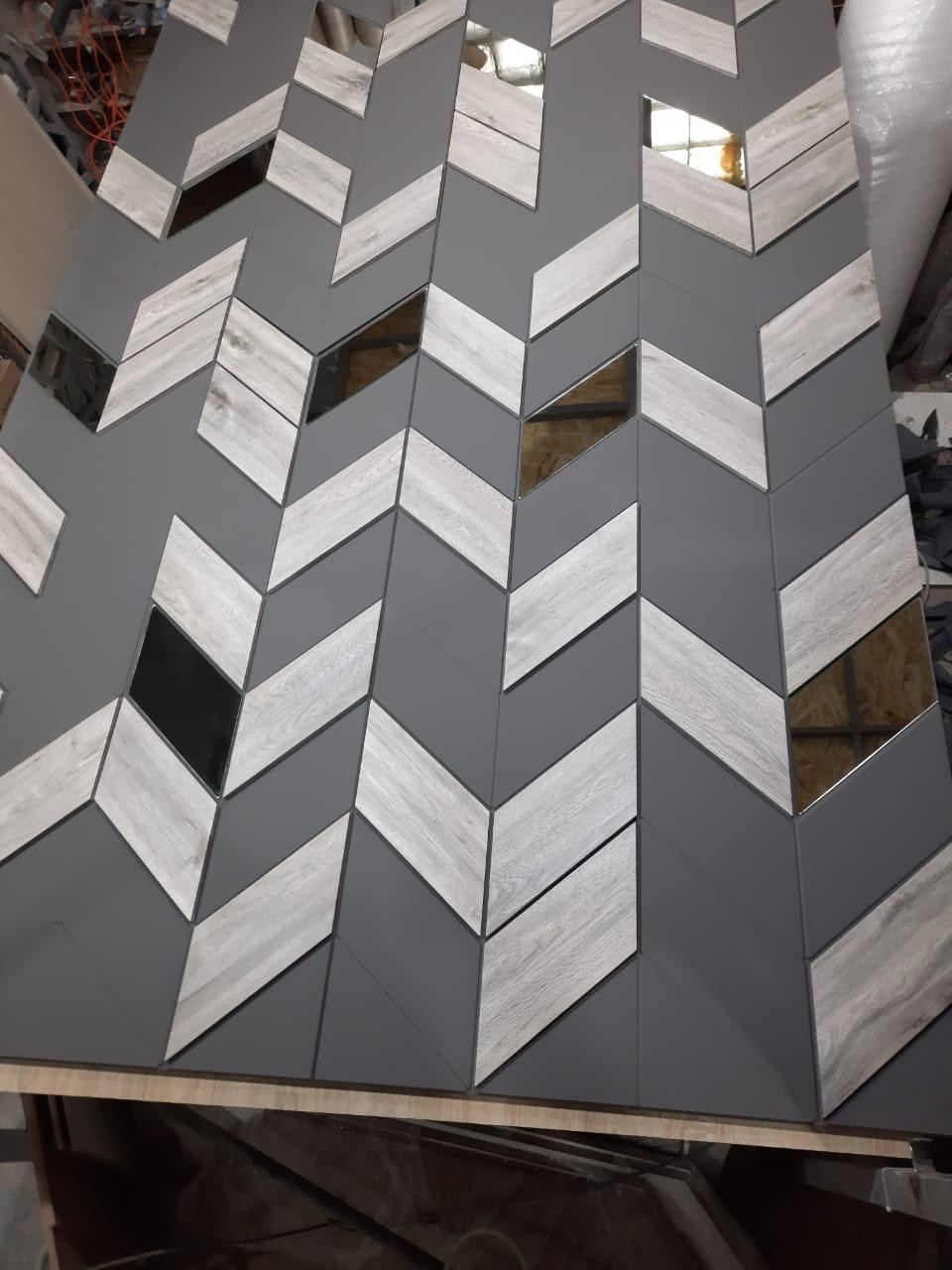 прима грей с зеркальными вставками