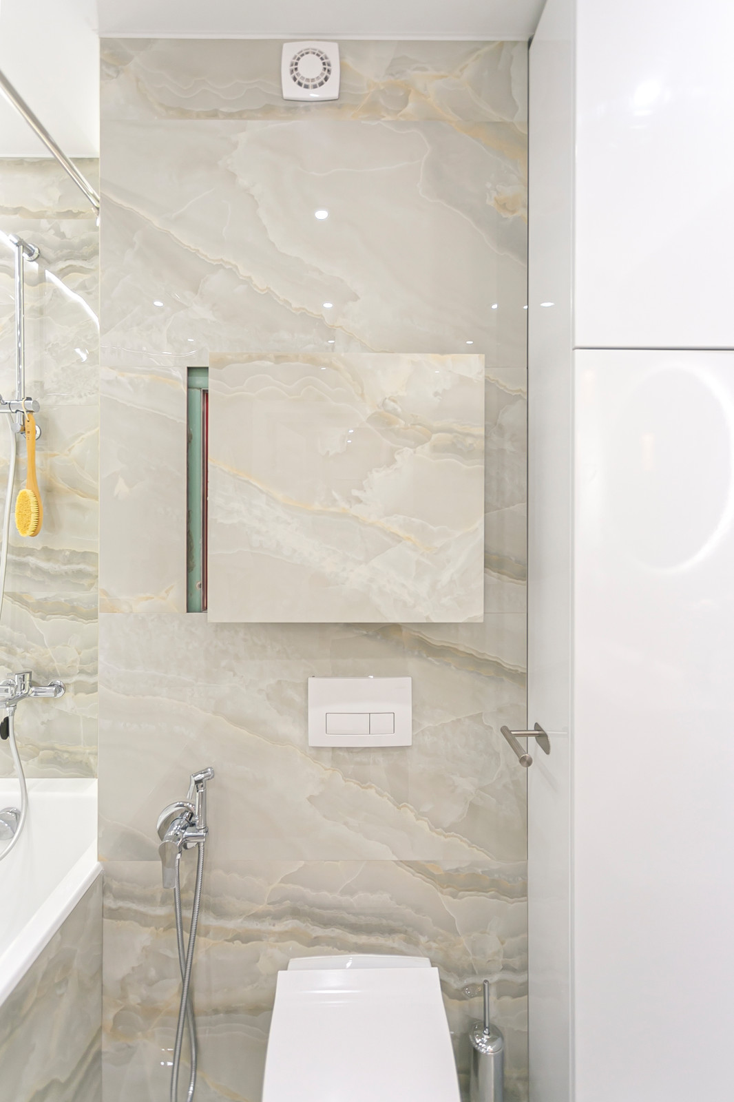 ЖК "Римский". - 2-комнатная квартира