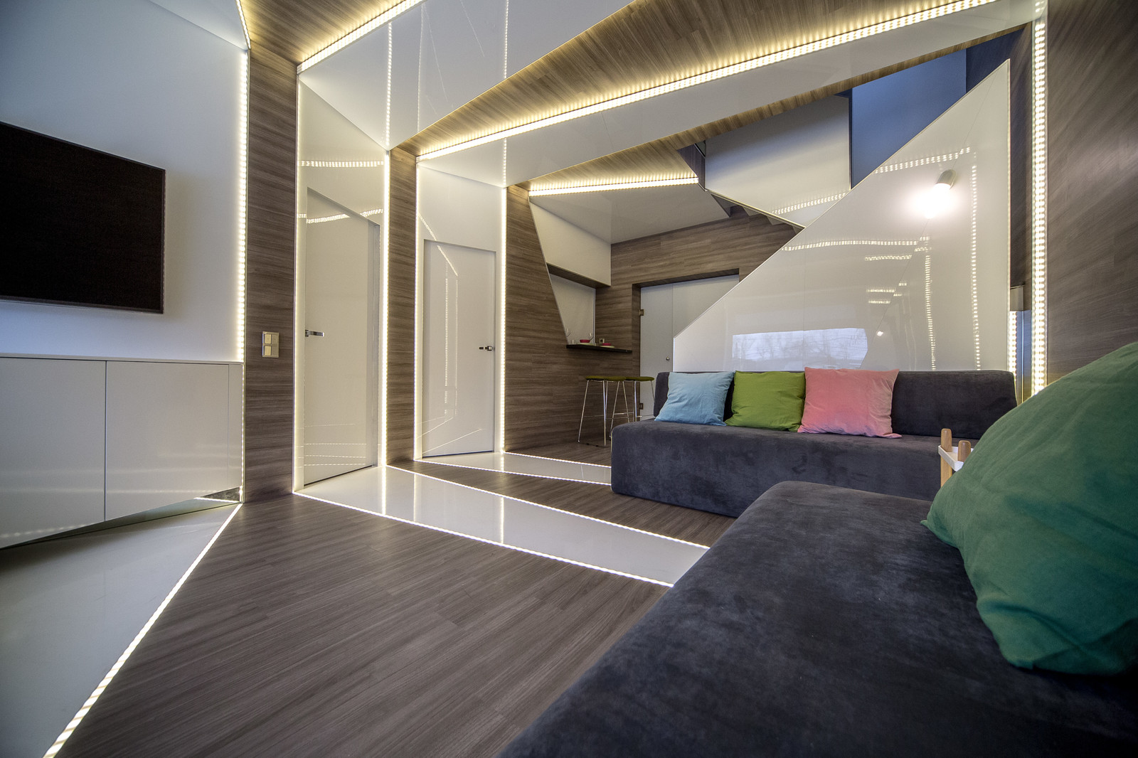 "ЛУЧИ СВЕТА" проект выполнен для телепередачи Дачный Ответ на НТВ