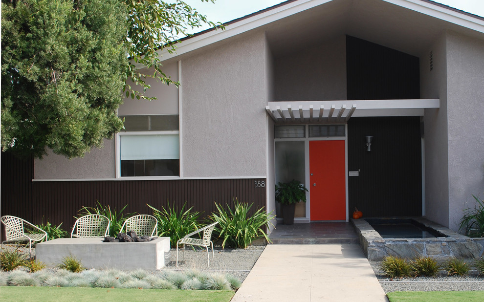 Photo of a modern landscaping in Los Angeles.