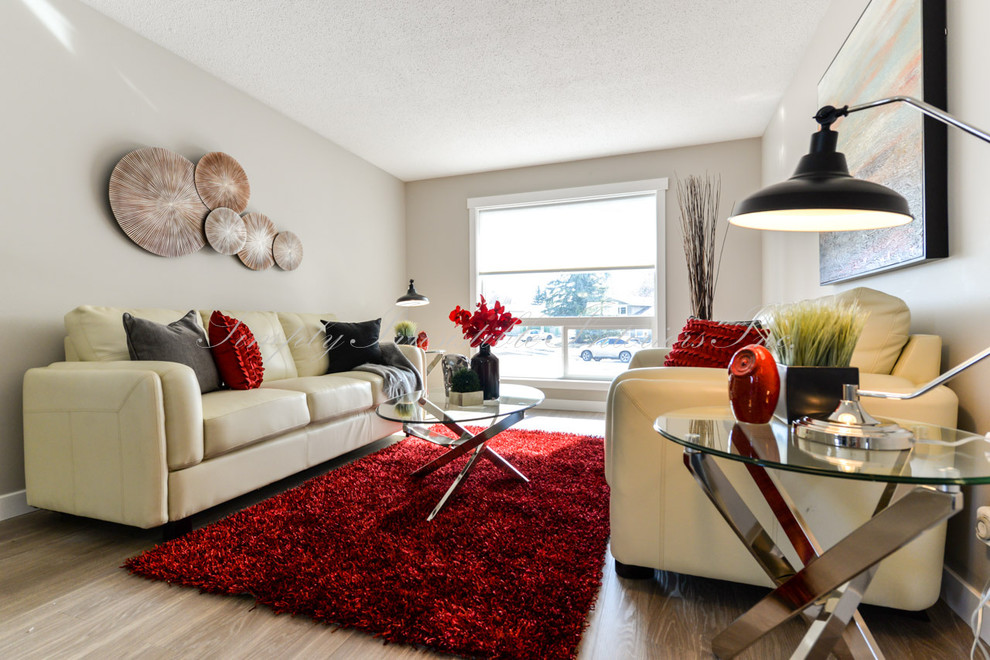 Photo of a transitional living room in Edmonton.