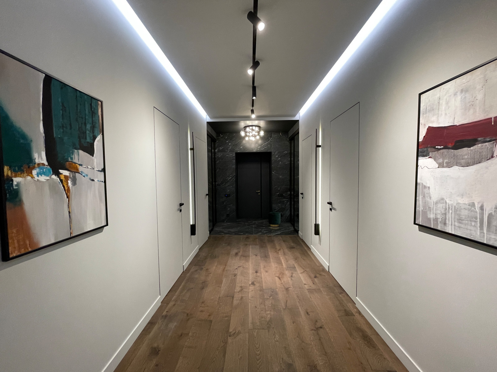 Квартира в центре Москвы для молодой девушки