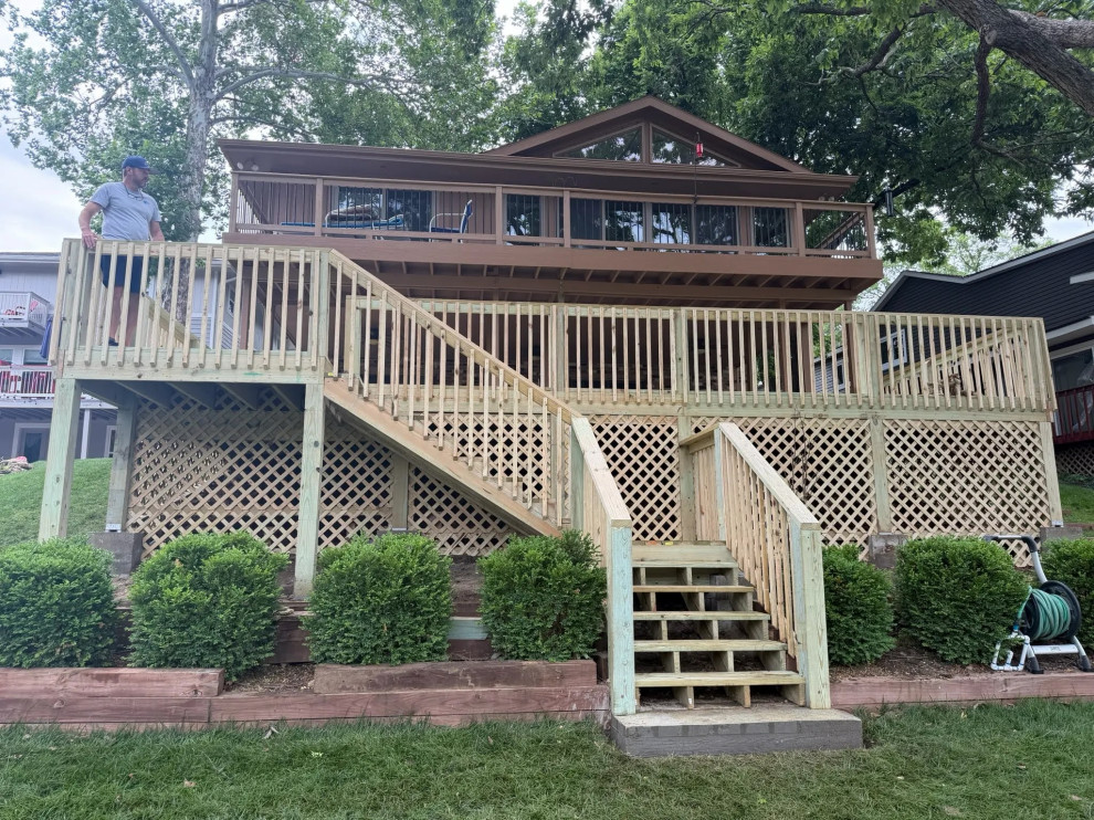 Deck Replacement & Rebuild – Lake Waukomis, MO