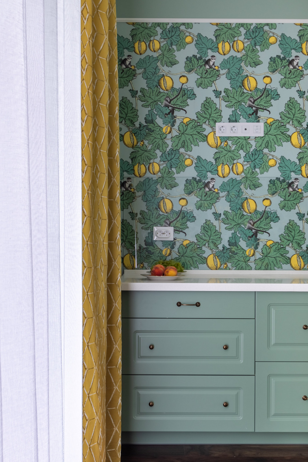 Лимоны в тропическом лесу