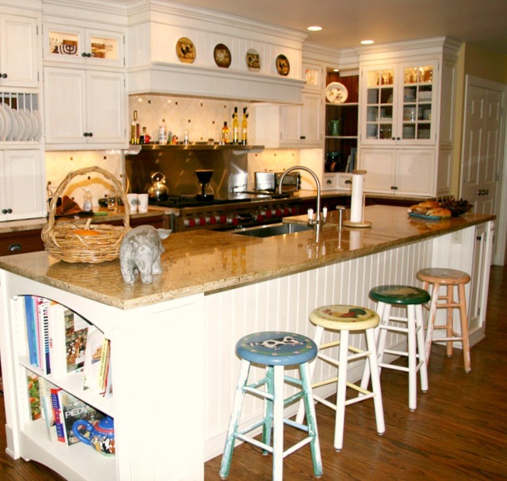 A Kitchen With Touchs Of An Artist