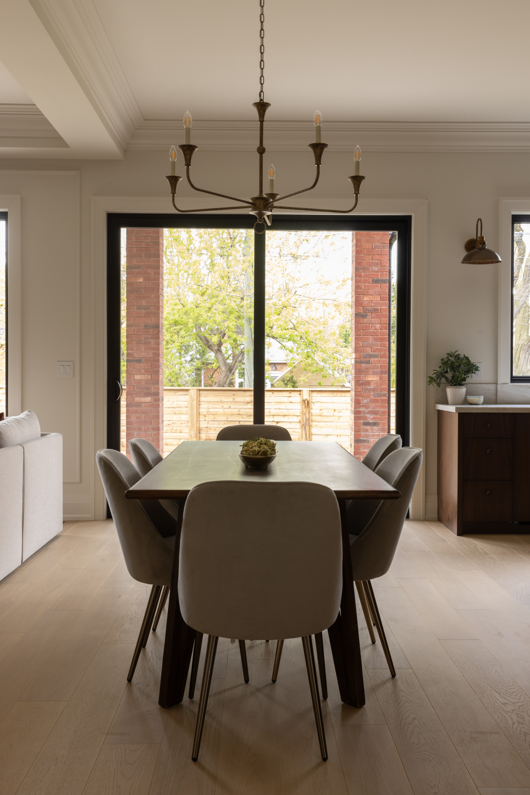 Sunnylea Transitional Walnut House