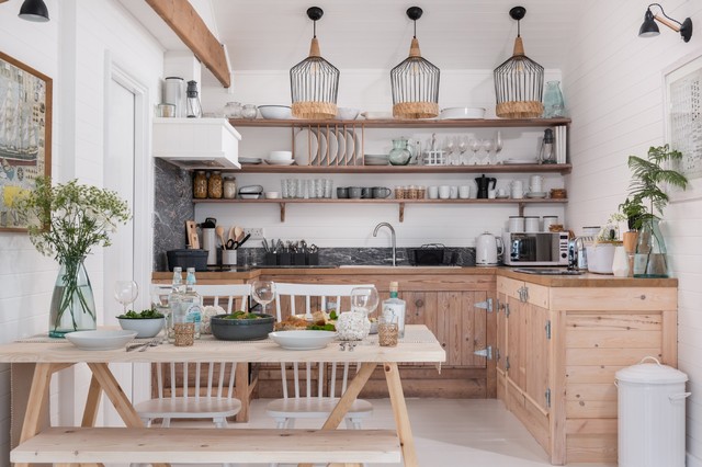 The Shipwreck rustic-kitchen