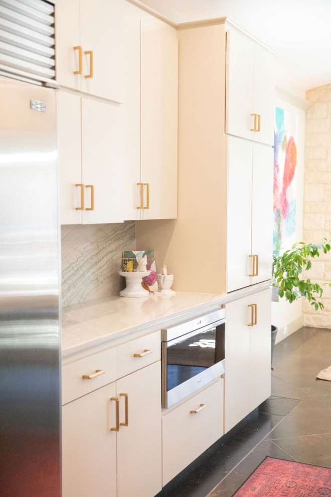 Entry, Living, Kitchen, Laundry + Bathrooms