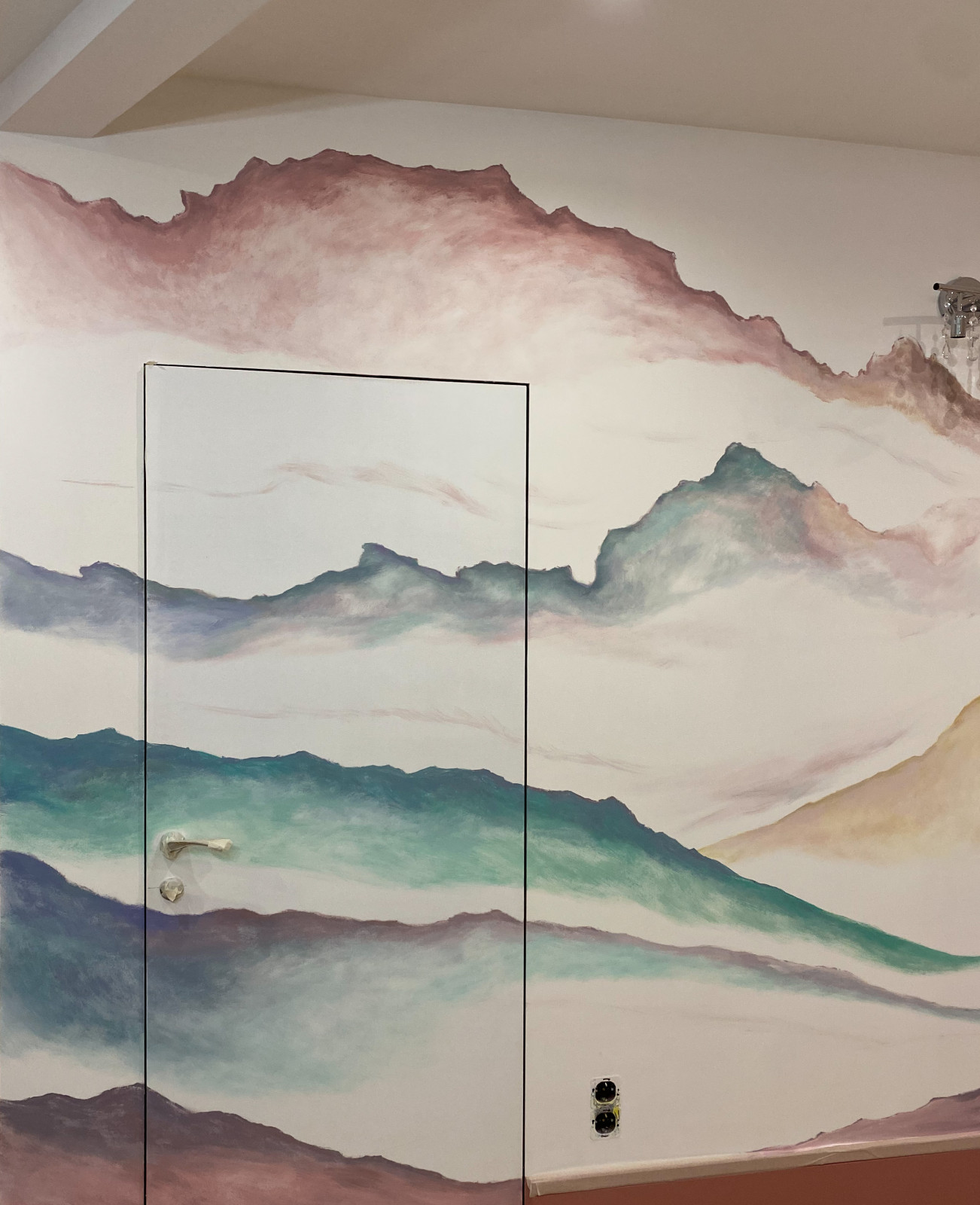 Роспись в интерьере салона красоты