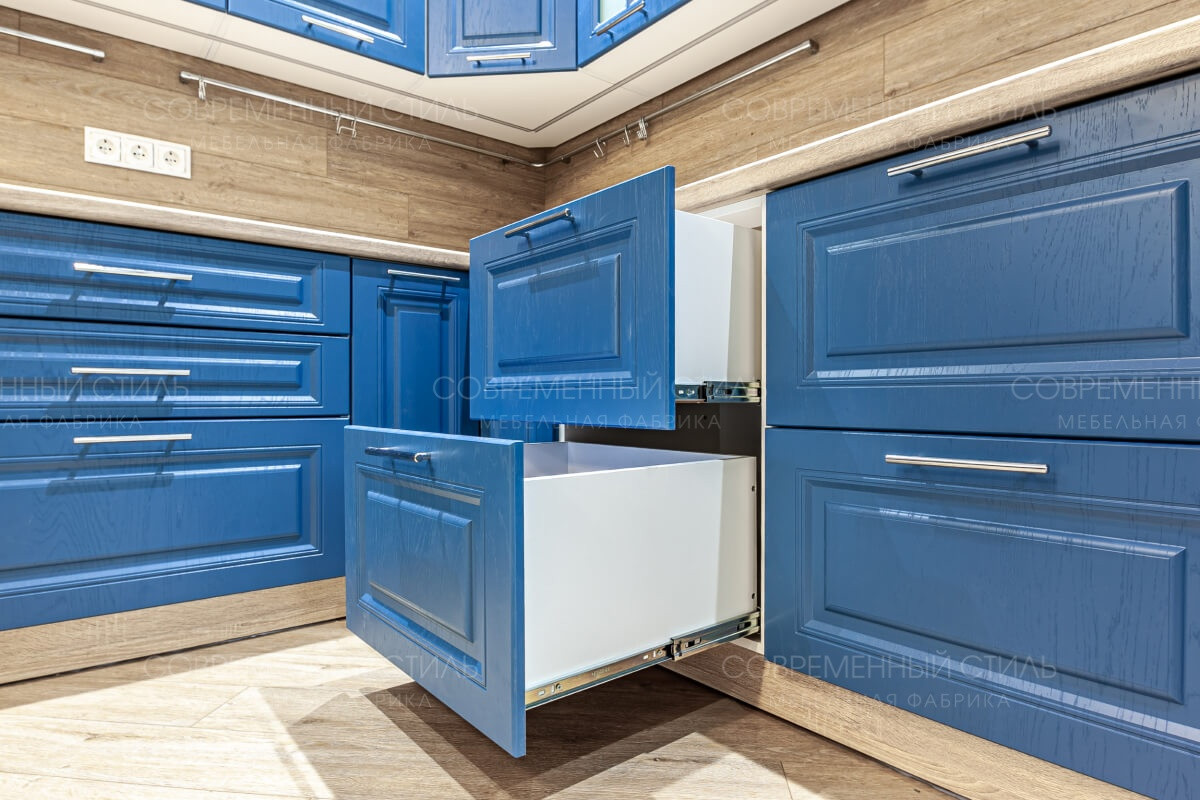 Кухня Вилена (кухня в загородный дом)