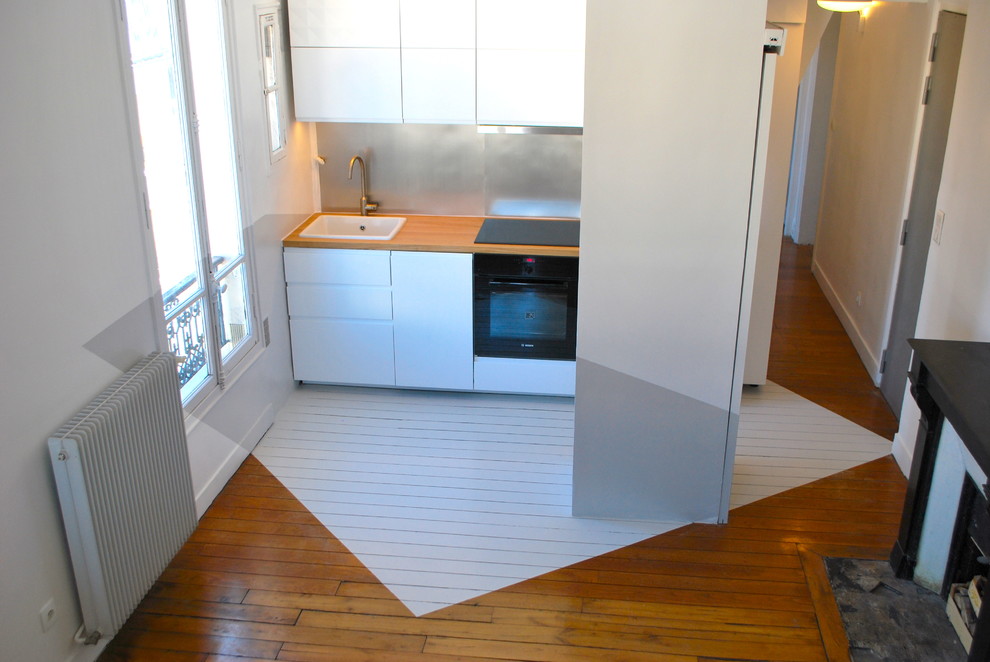 Fresque murale dans la cuisine, Paris.