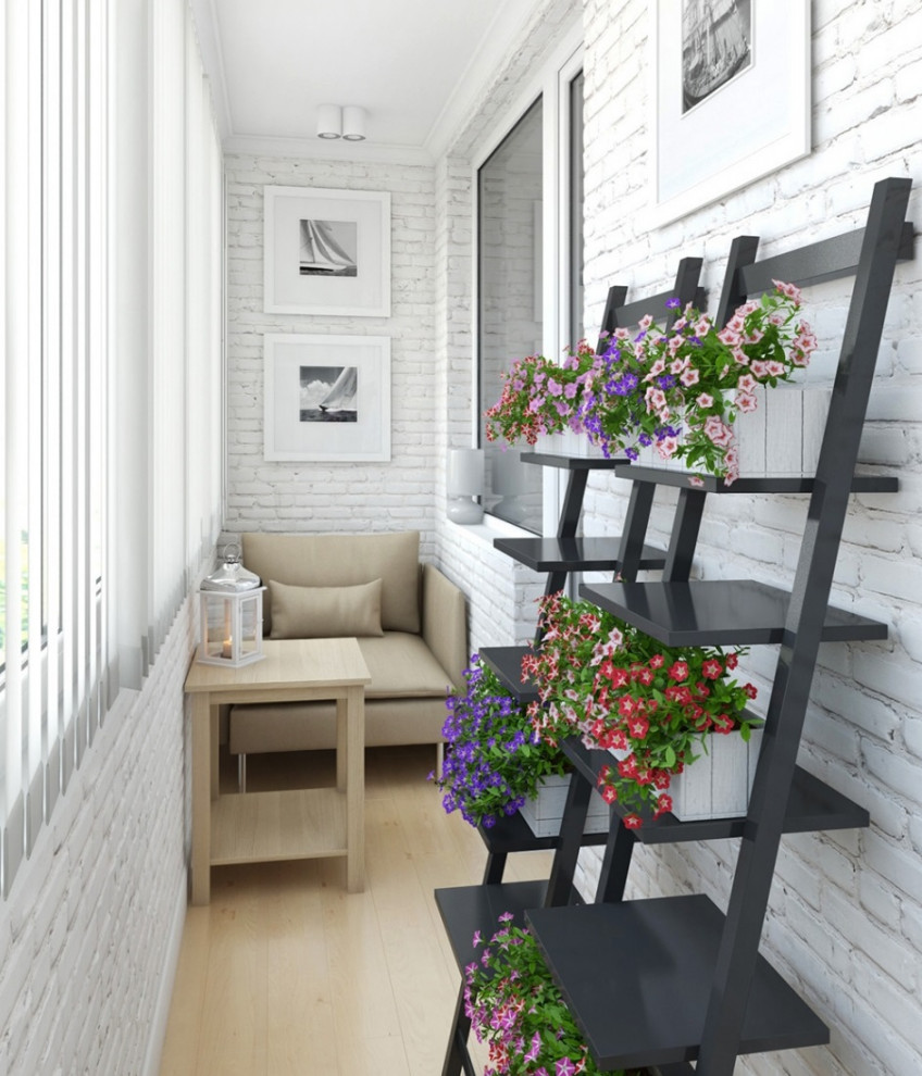 Небольшая квартира в центре Москвы.