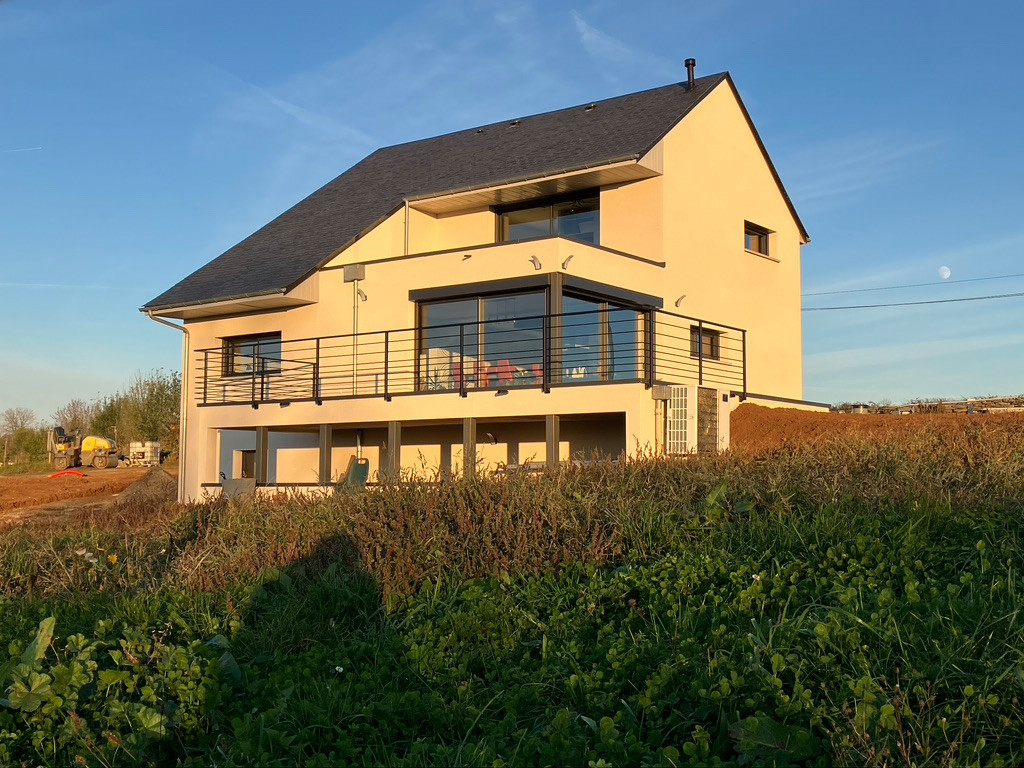 MAISON à CHALVIGNAC (Le Fanc)