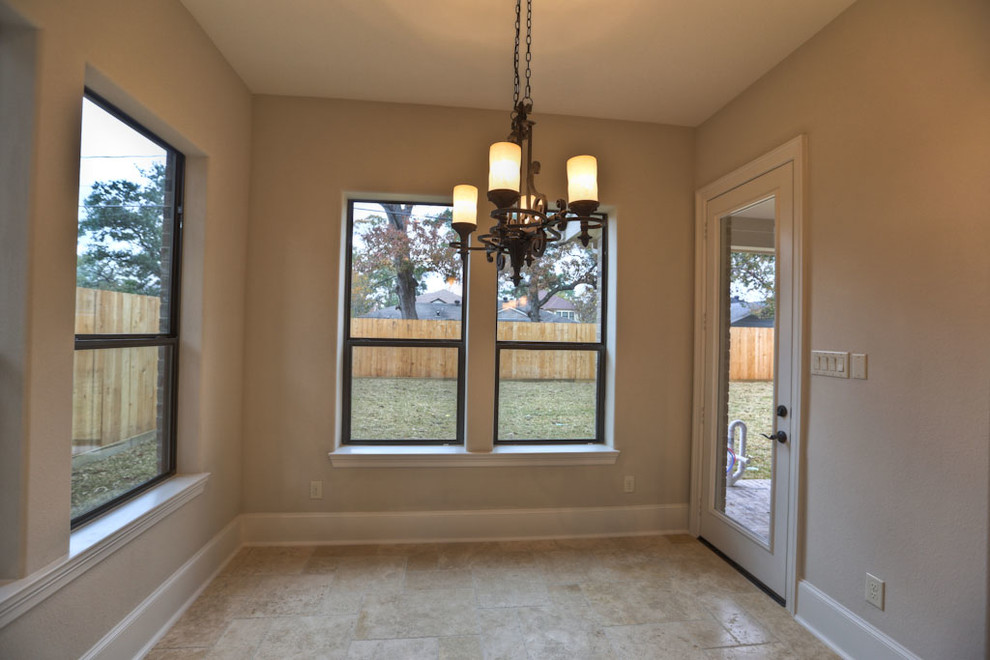 Inspiration for a transitional kitchen remodel in Houston