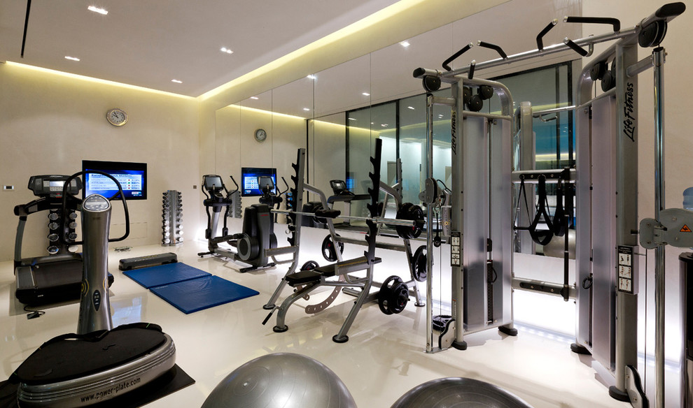 Inspiration for a contemporary multipurpose gym in London.
