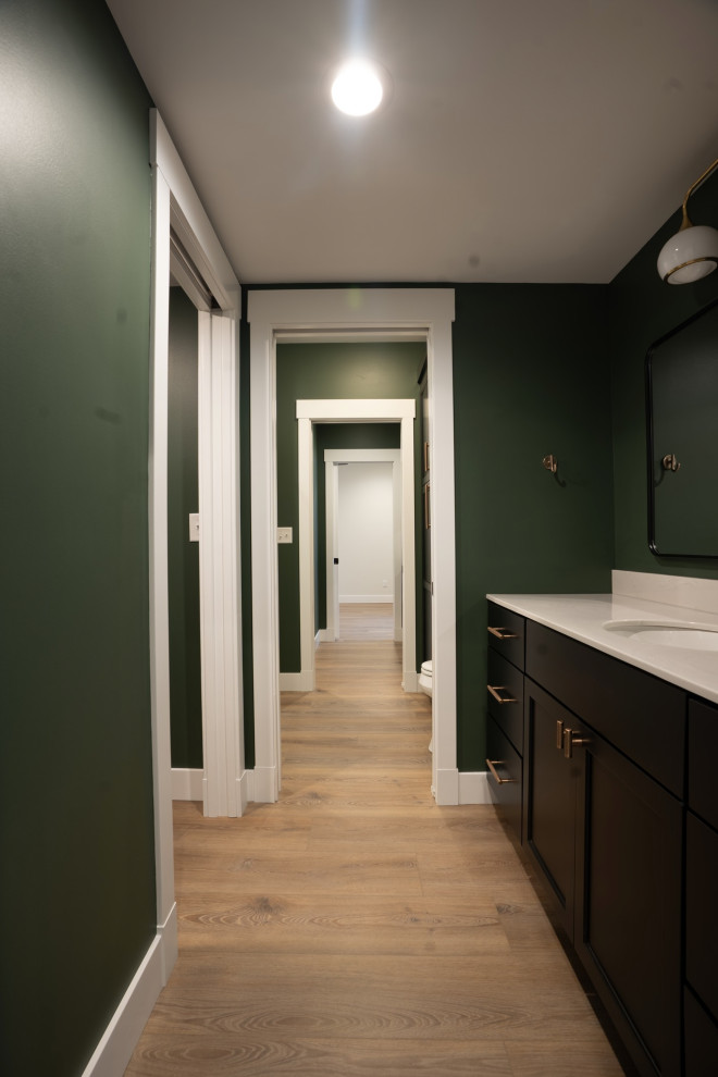 Bathroom 14