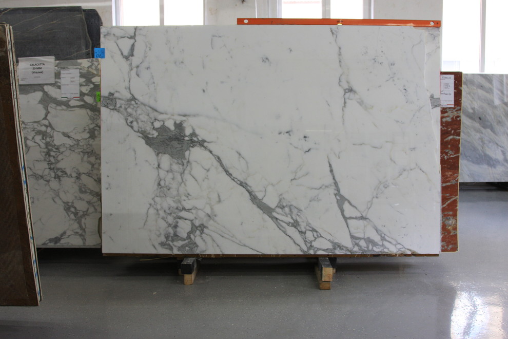 Белый мрамор