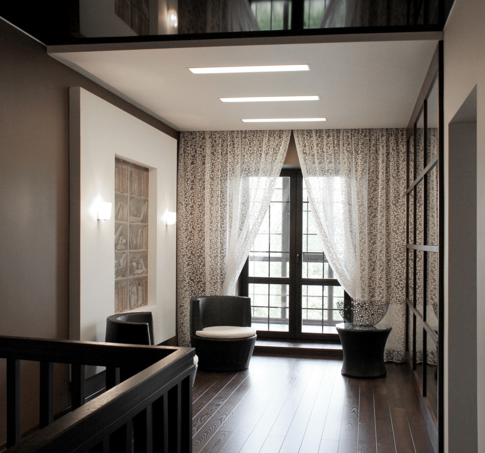 Холл перед спальнями