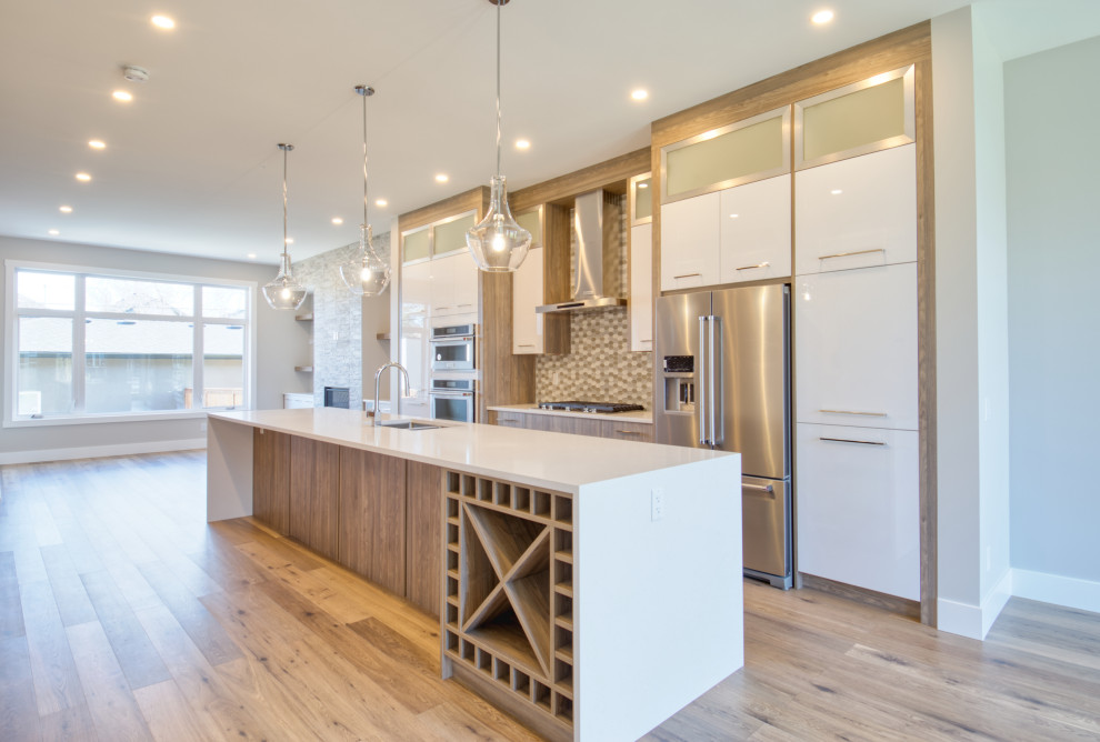 Kitchen - kitchen idea in Calgary